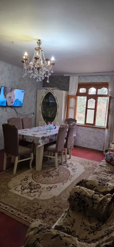 Satılır 6 otaqlı həyət evi 140 m²