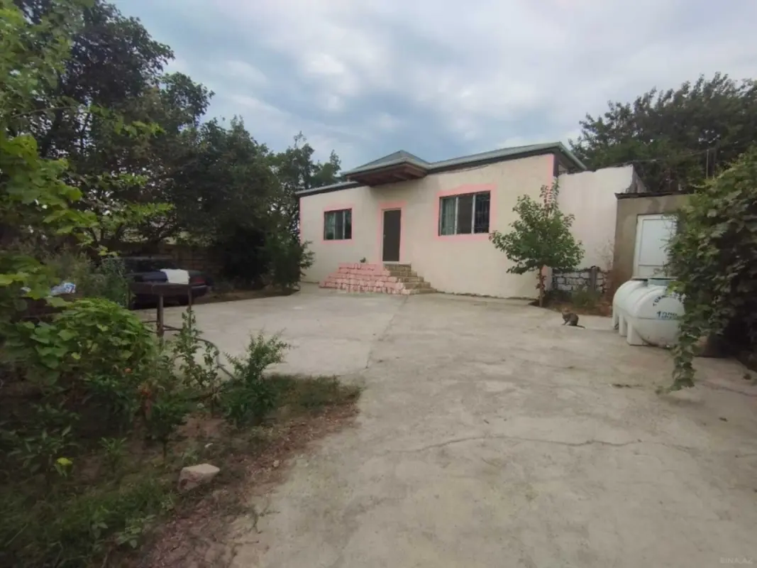 Satılır 4 otaqlı həyət evi 150 m²