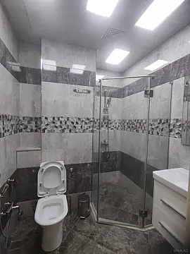 Kirayə verilir 3 otaqlı mənzil 150 m² — Bakı, Nəsimi 3 otaq 150.00 m²