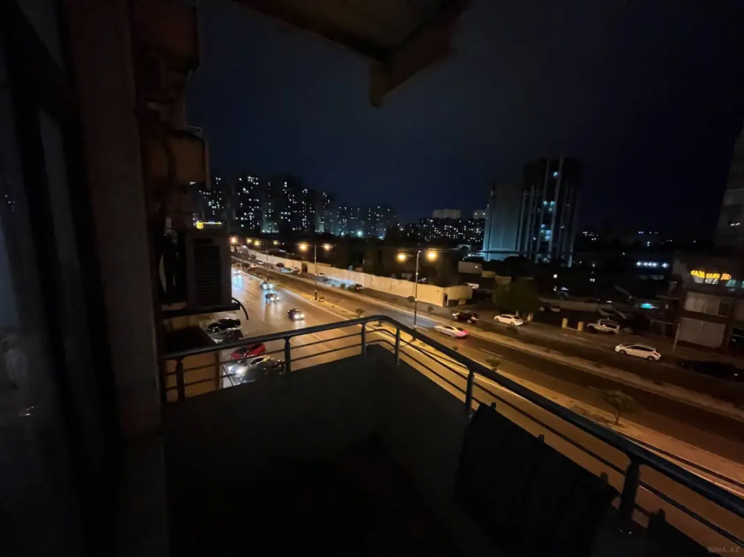 Kirayə verilir 3 otaqlı mənzil 130 m²