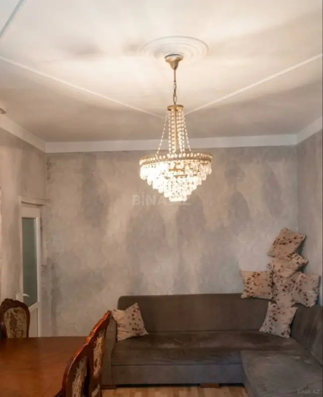 Satılır 1 otaqlı mənzil 38 m²