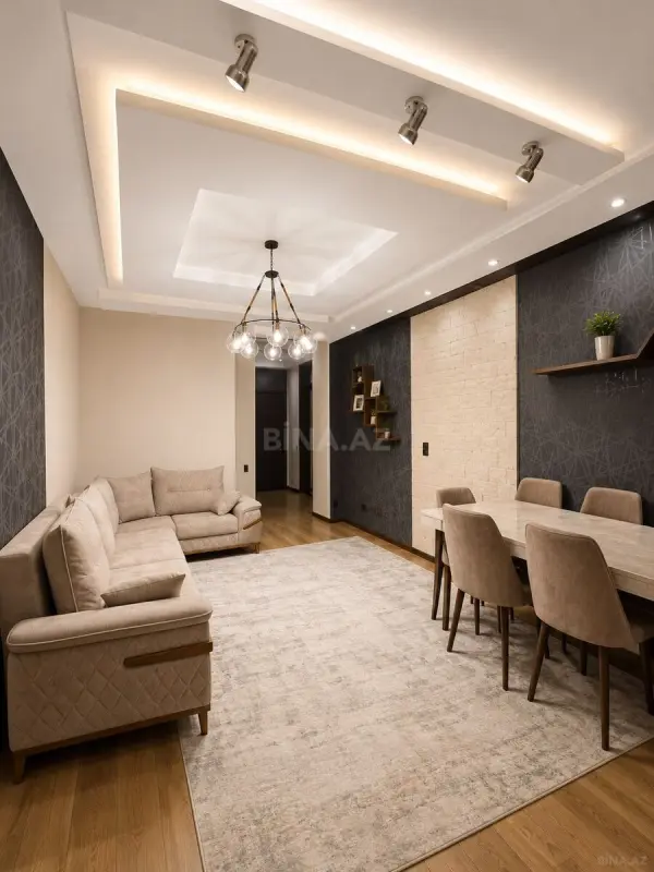 Satılır 3 otaqlı mənzil 105 m²