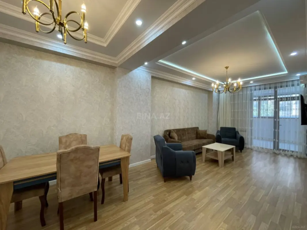 Kirayə verilir 3 otaqlı mənzil 120 m²