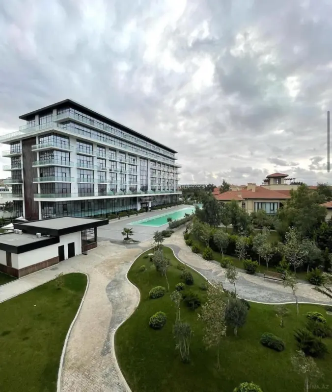Satılır 1 otaqlı mənzil 56 m²