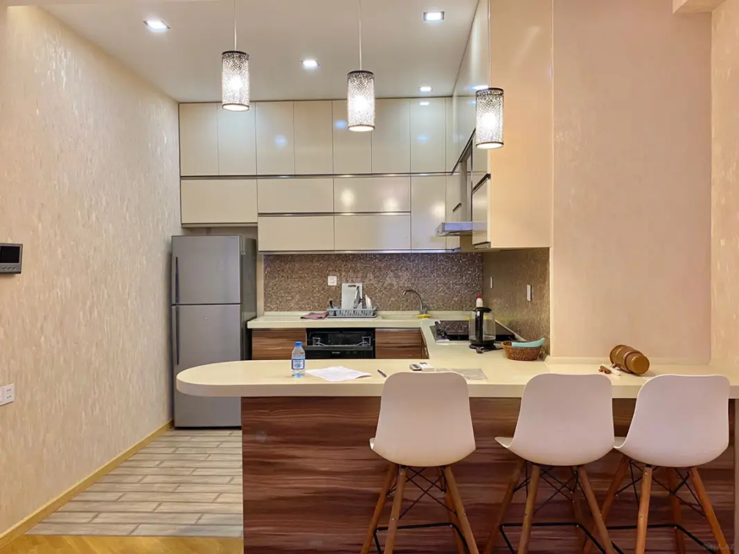 Kirayə verilir 3 otaqlı mənzil 110 m²
