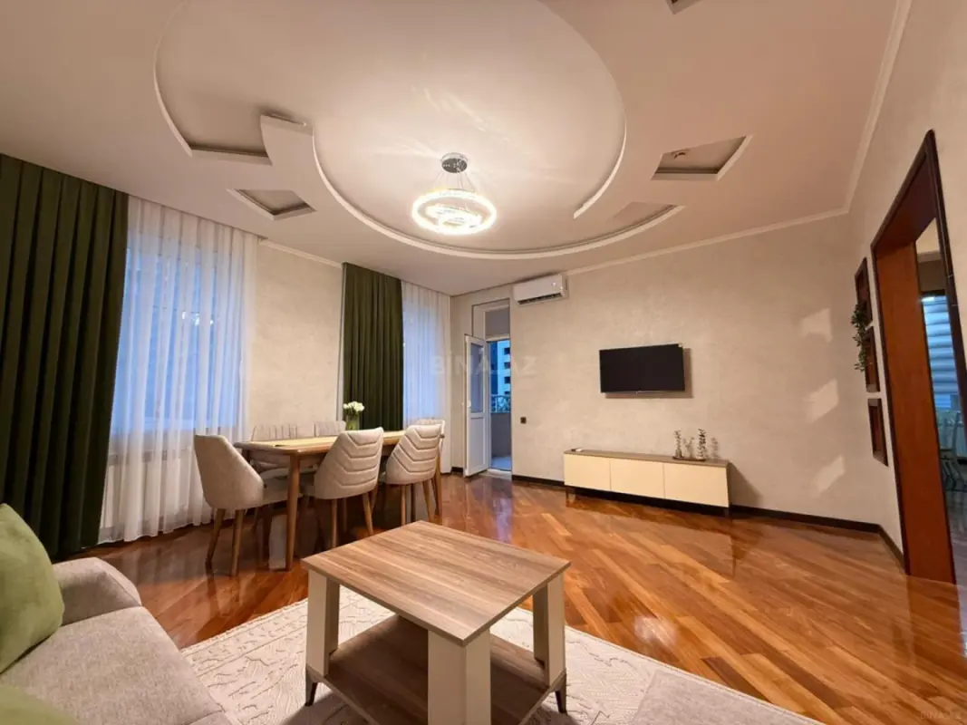 Kirayə verilir 2 otaqlı mənzil 100 m²