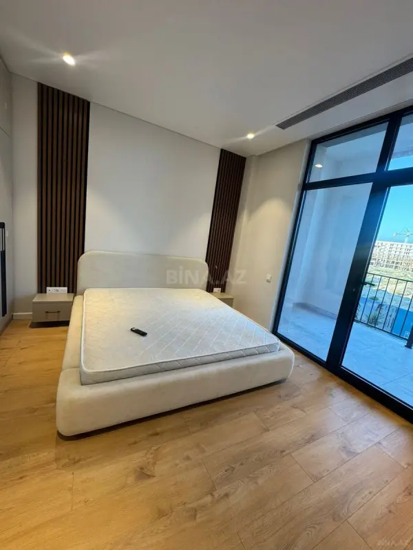 Kirayə verilir 2 otaqlı mənzil 77 m²