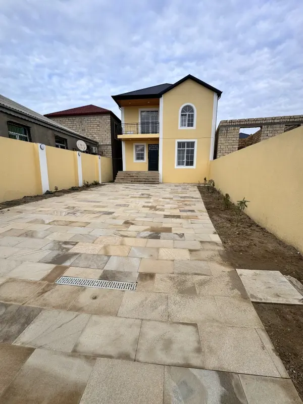 Satılır 4 otaqlı həyət evi 150 m²