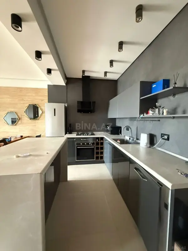 Kirayə verilir 2 otaqlı mənzil 60 m²