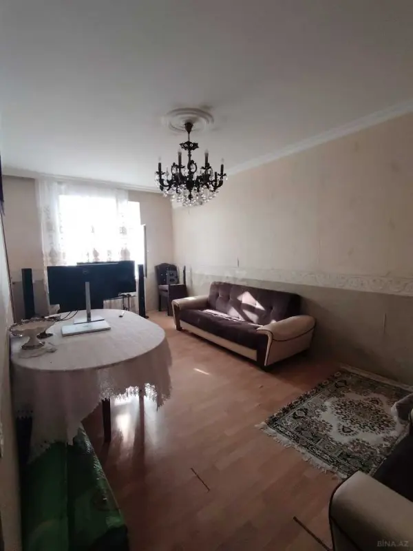 Satılır 2 otaqlı mənzil 58 m²