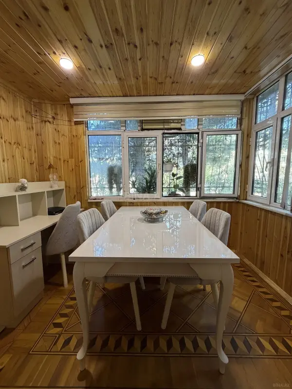 Kirayə verilir 2 otaqlı mənzil 50 m²