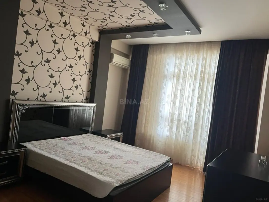 Kirayə verilir 2 otaqlı mənzil 85 m²