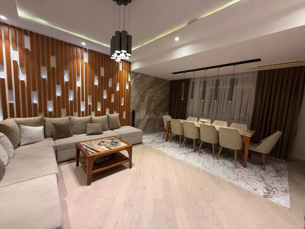Satılır 4 otaqlı mənzil 160 m²