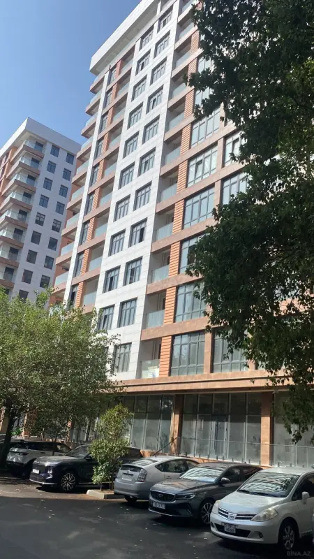 Satılır 3 otaqlı mənzil 110 m²