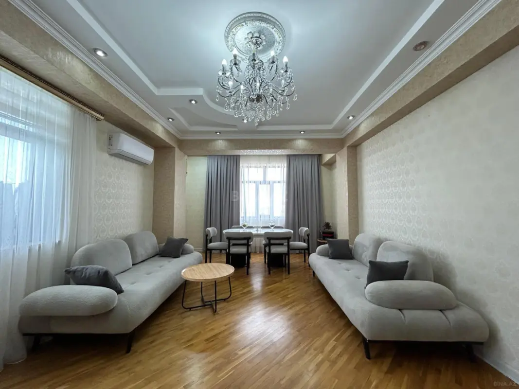 Satılır 3 otaqlı mənzil 127 m²