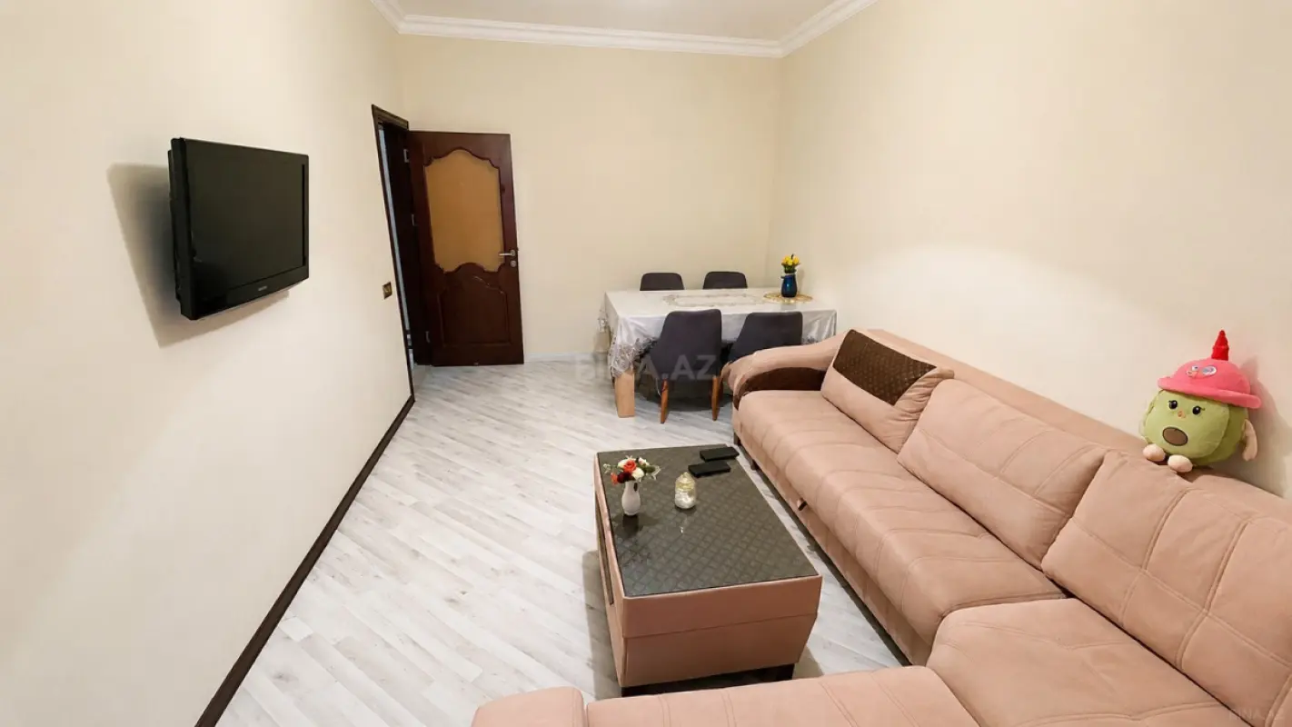 Satılır 2 otaqlı mənzil 65 m²