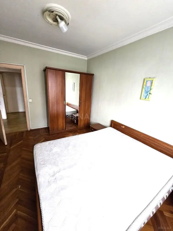 Kirayə verilir 3 otaqlı mənzil 117 m²