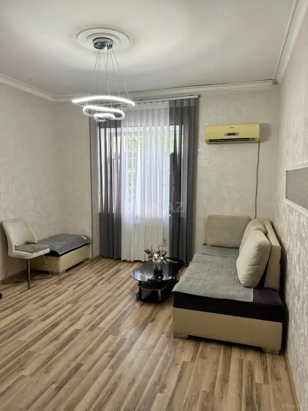 Satılır 2 otaqlı mənzil 40 m²