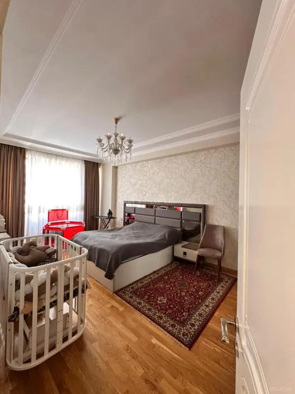 Satılır 2 otaqlı mənzil 75 m²