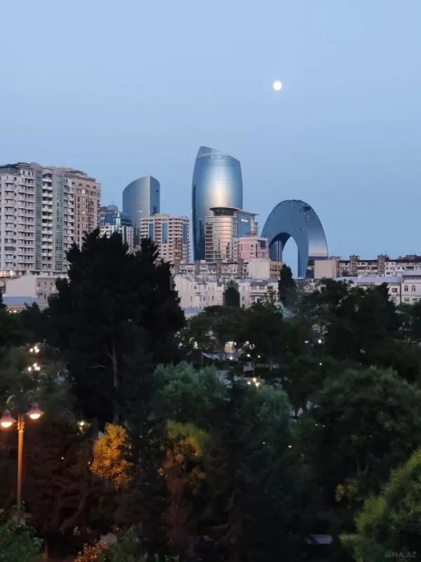 Satılır 2 otaqlı mənzil 70 m²