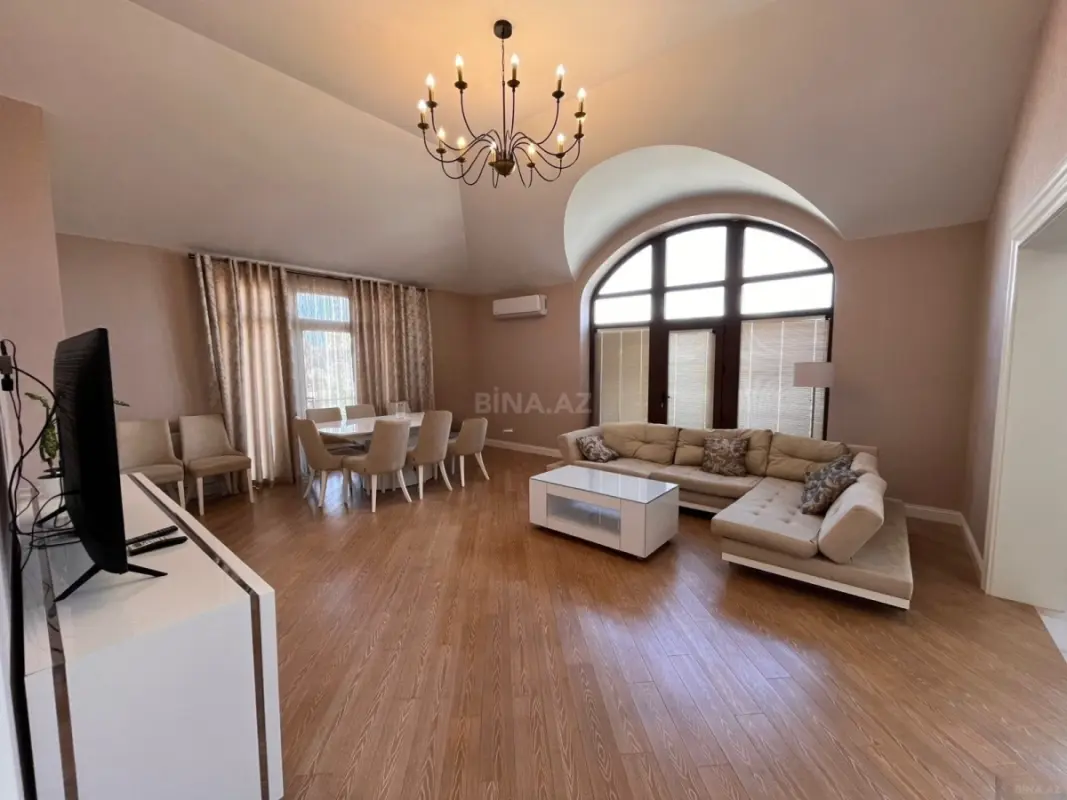 Kirayə verilir 3 otaqlı mənzil 170 m²