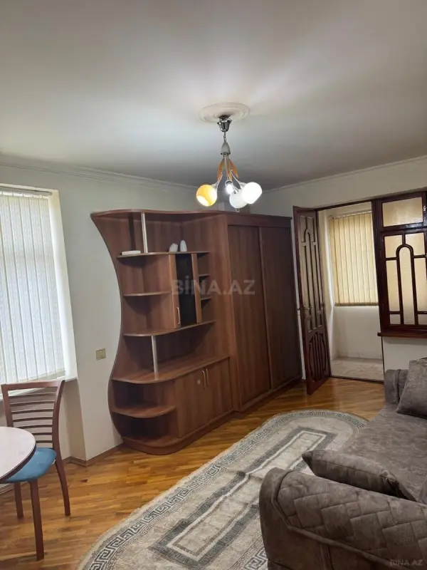 Satılır 1 otaqlı mənzil 37 m²