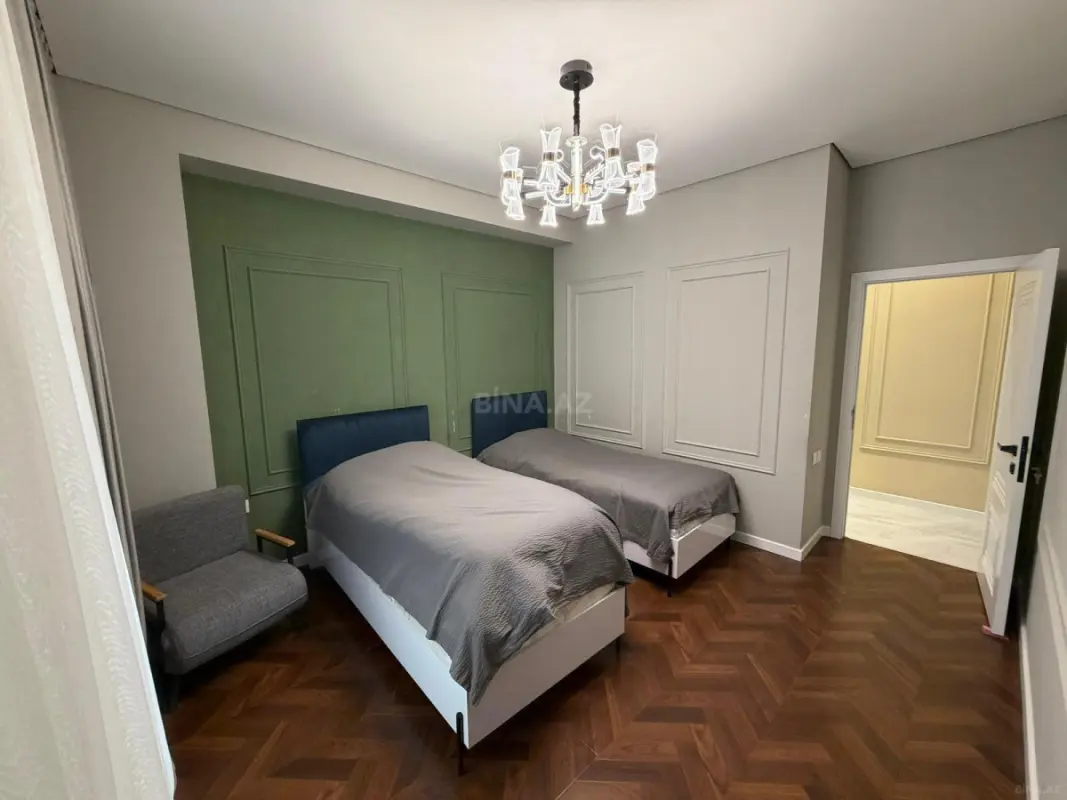 Satılır 3 otaqlı mənzil 98 m²
