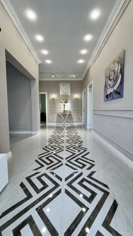 Satılır 4 otaqlı həyət evi 160 m²