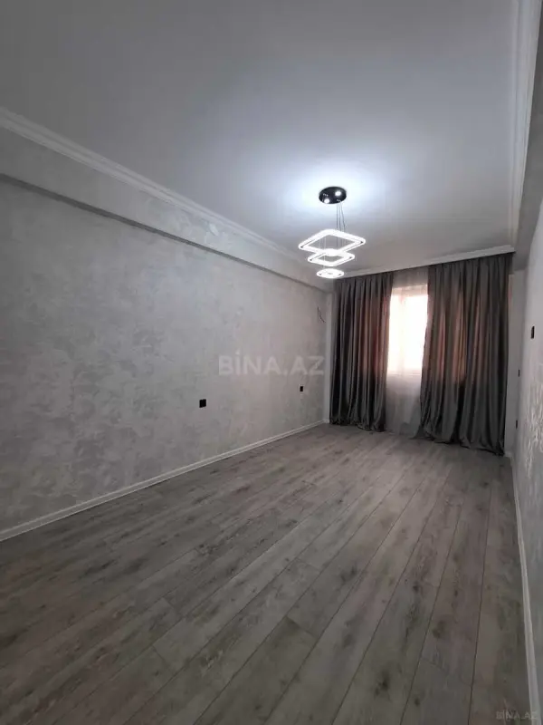 Satılır 2 otaqlı mənzil 75 m²