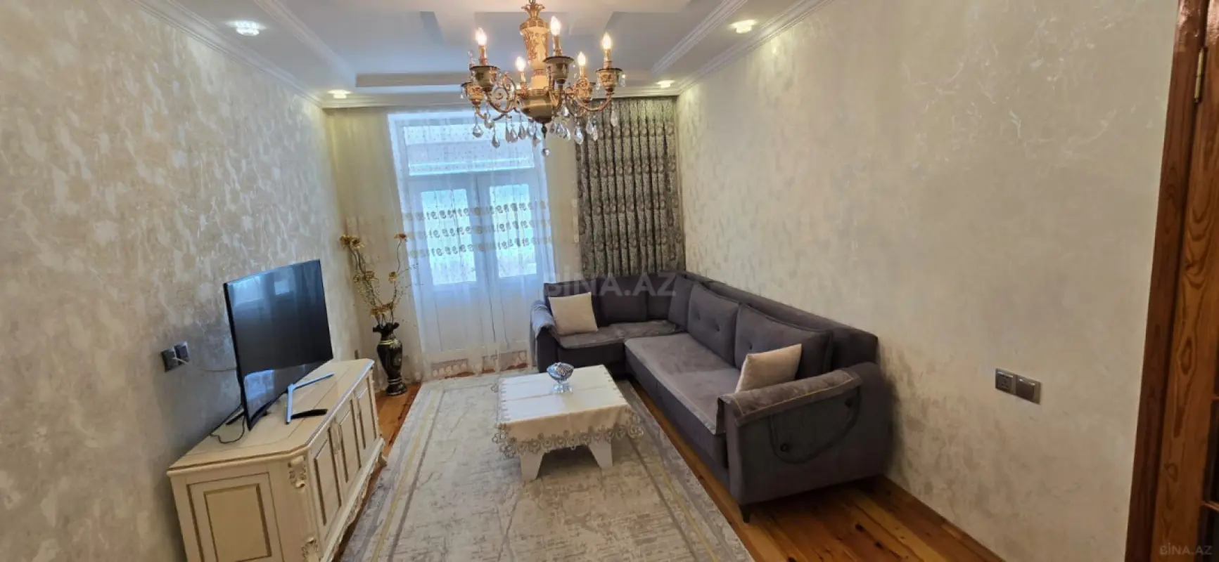 Satılır 4 otaqlı mənzil 100 m²