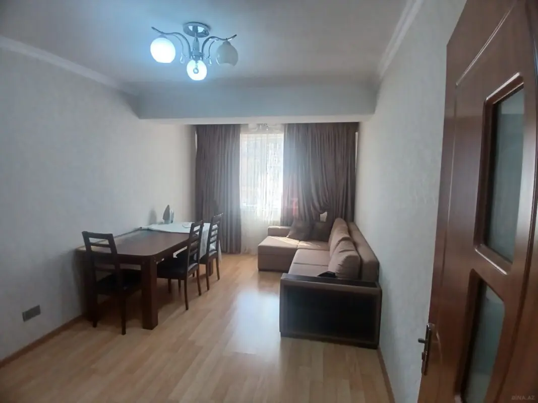 Satılır 3 otaqlı mənzil 115 m²
