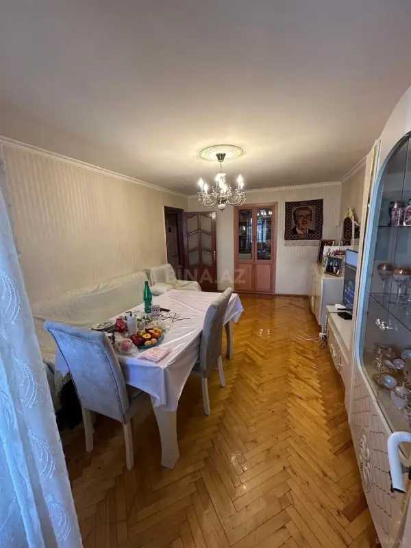 Satılır 3 otaqlı mənzil 62 m²