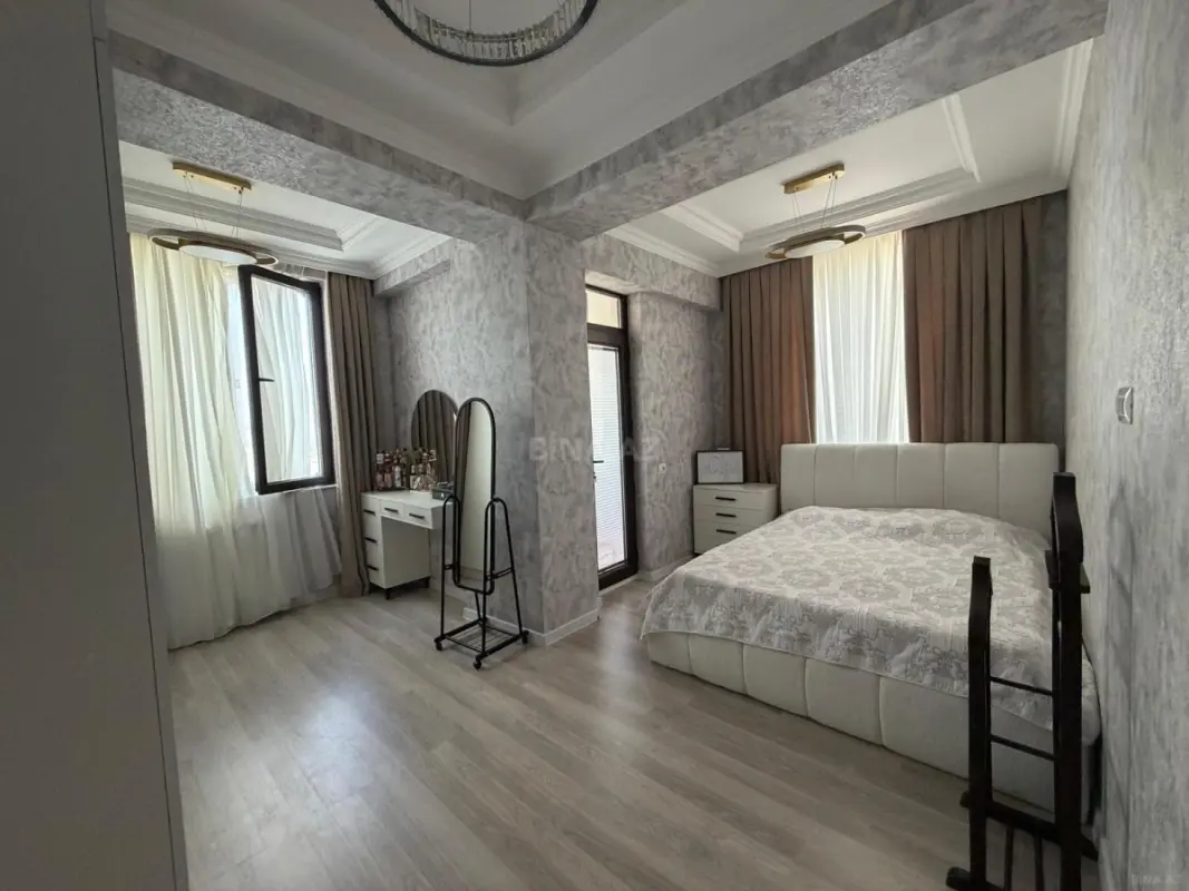 Satılır 3 otaqlı mənzil 100 m²