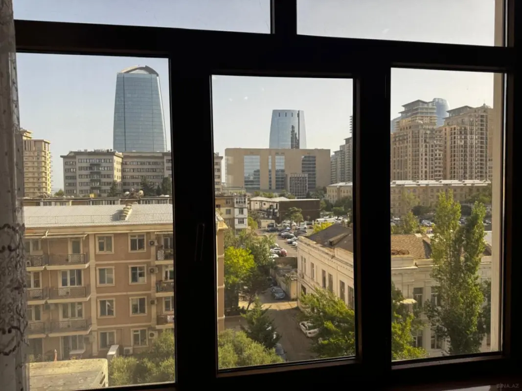 Kirayə verilir 3 otaqlı mənzil 110 m²