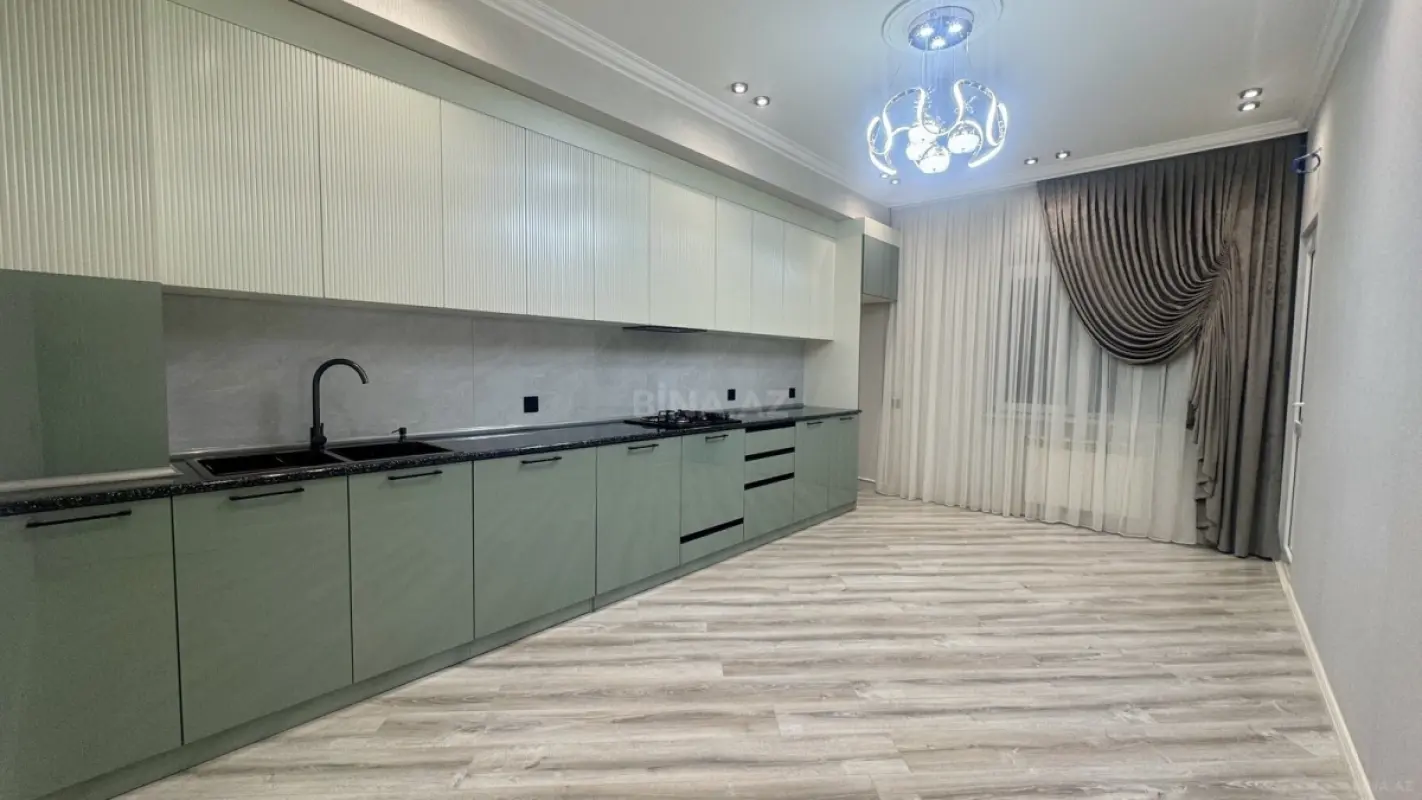 Satılır 3 otaqlı mənzil 106 m²