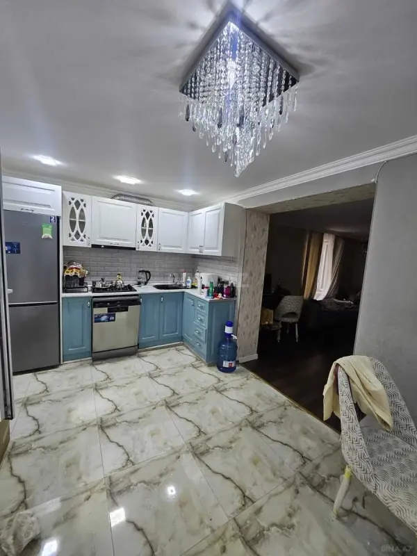 Satılır 2 otaqlı mənzil 70 m²