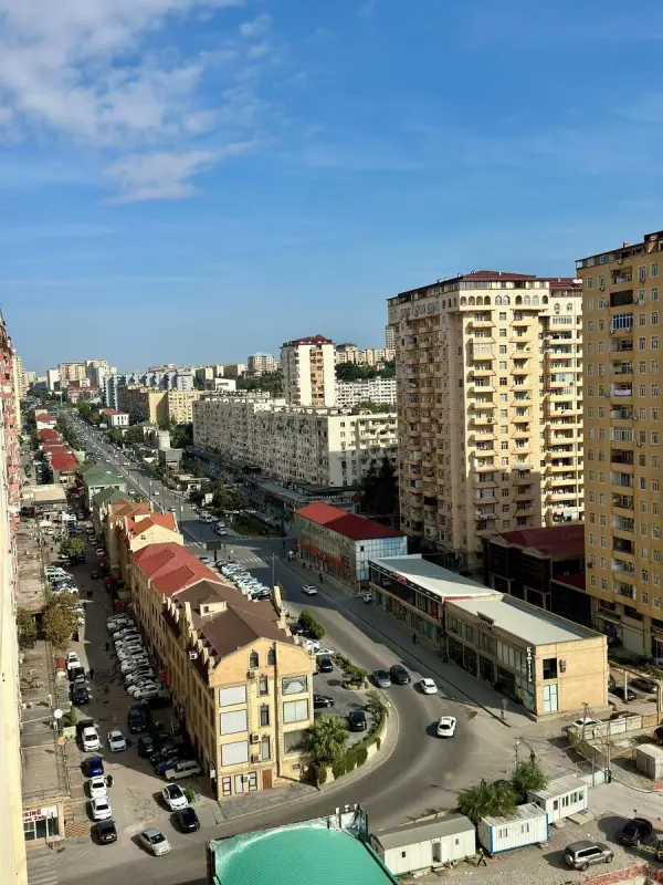 Satılır 3 otaqlı mənzil 82 m²