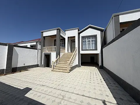 Satılır 3 otaqlı həyət evi 100 m² — Bakı 3 otaq 100.00 m²