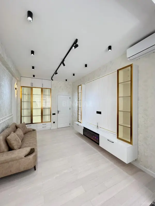 Satılır 2 otaqlı mənzil 55 m²