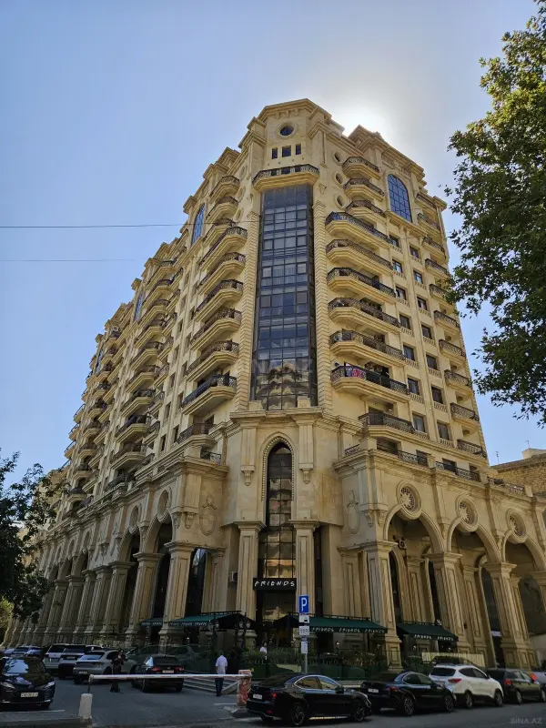 Kirayə verilir 3 otaqlı mənzil 125 m²