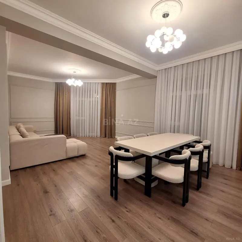 Kirayə verilir 3 otaqlı mənzil 144 m²