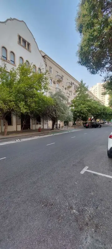 Satılır 3 otaqlı mənzil 85 m²