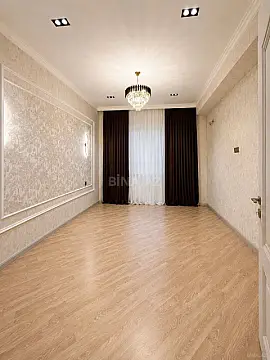 Satılır 3 otaqlı mənzil 128 m² — Bakı, Nizami 3 otaq 128.00 m²