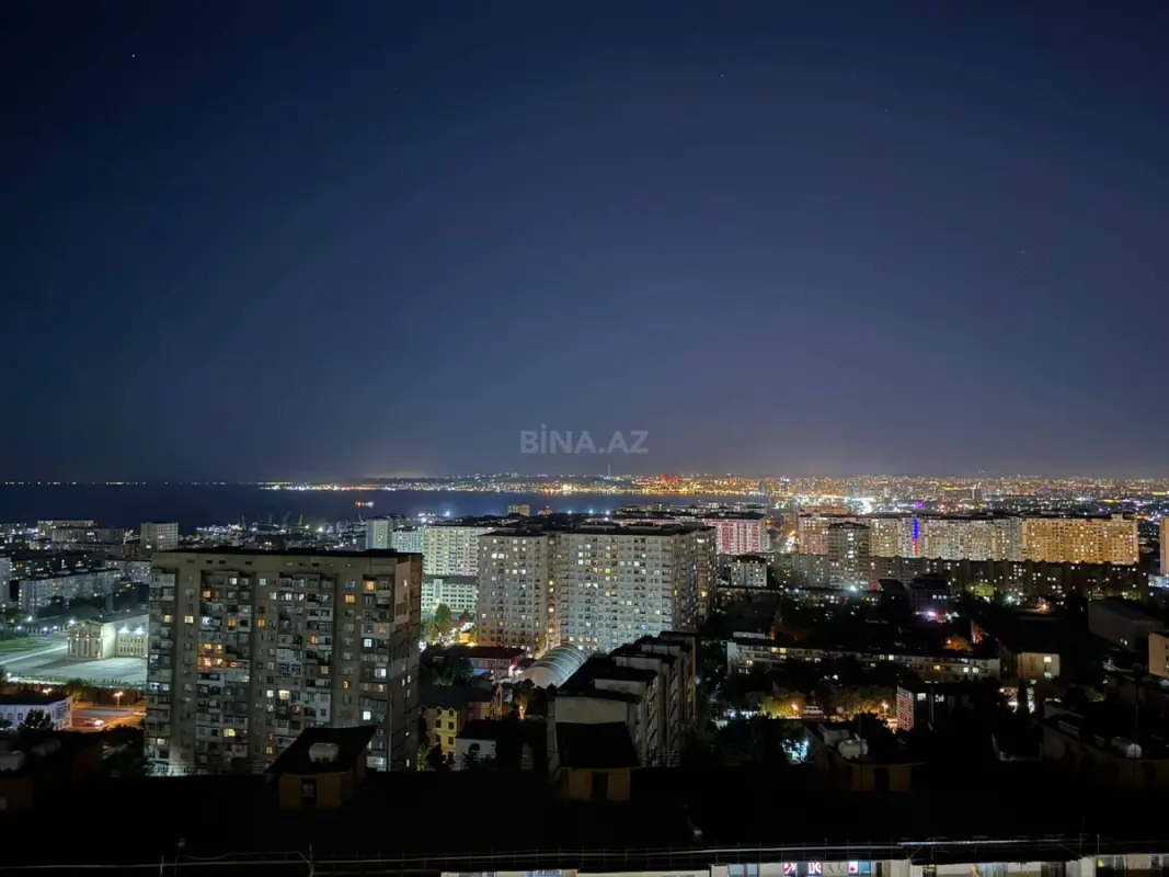 Satılır 2 otaqlı mənzil 71 m²
