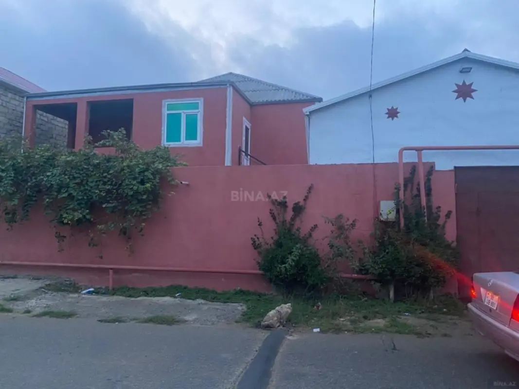 Kirayə verilir 3 otaqlı həyət evi 100 m²