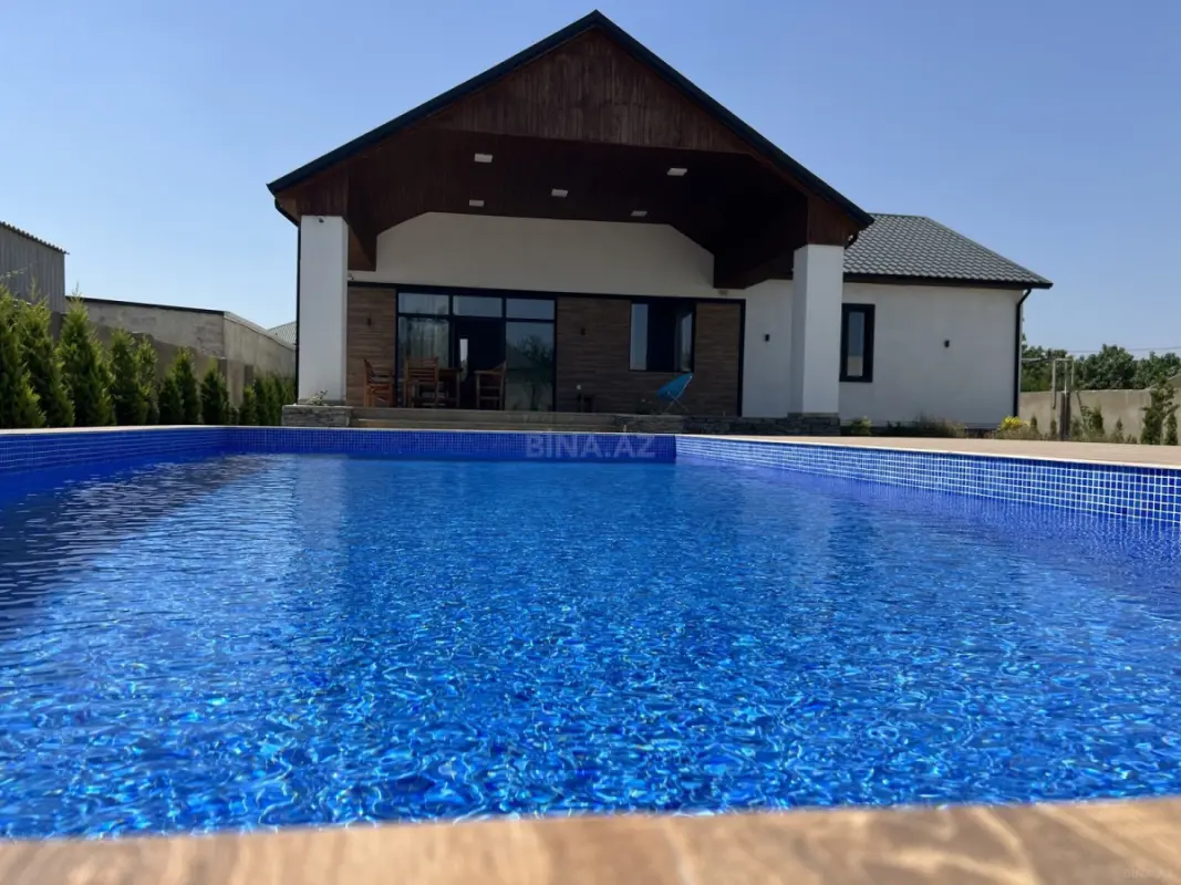 Satılır 4 otaqlı həyət evi 140 m²