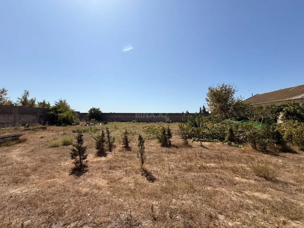 Satılır torpaq sahəsi 12 m²