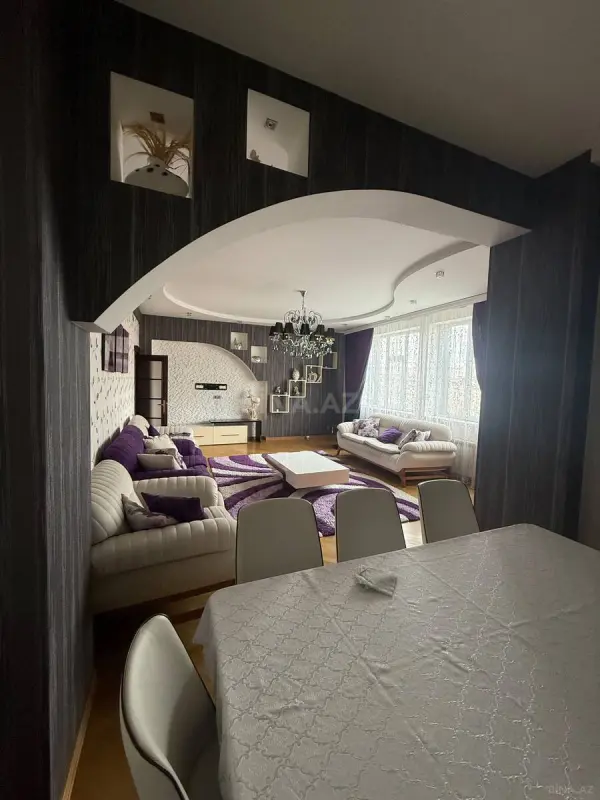 Kirayə verilir 3 otaqlı mənzil 132 m²