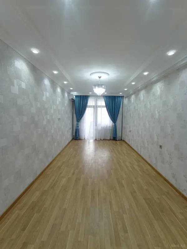 Kirayə verilir 2 otaqlı mənzil 75 m²