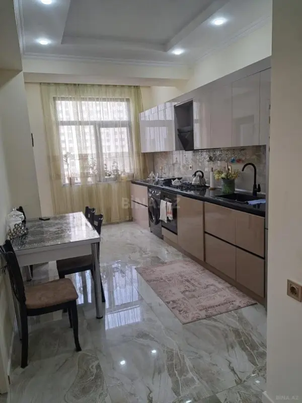 Satılır 2 otaqlı mənzil 69 m²